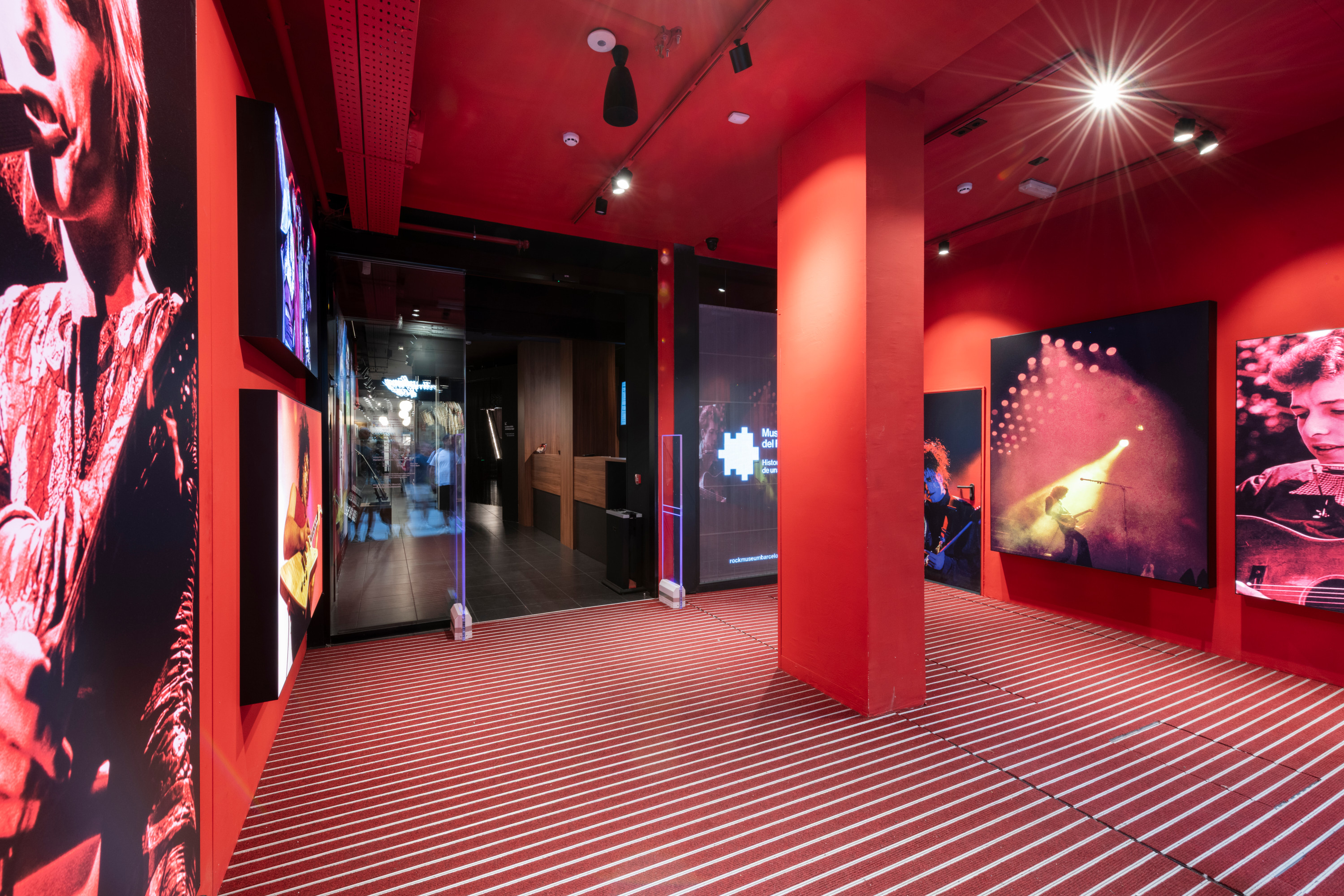 https://ecientradasproprofd-asf0hegvb5f9aegc.a03.azurefd.net/image_uploads/attachments/000/020/403/Museo_del_Rock_30_Baixa.jpg